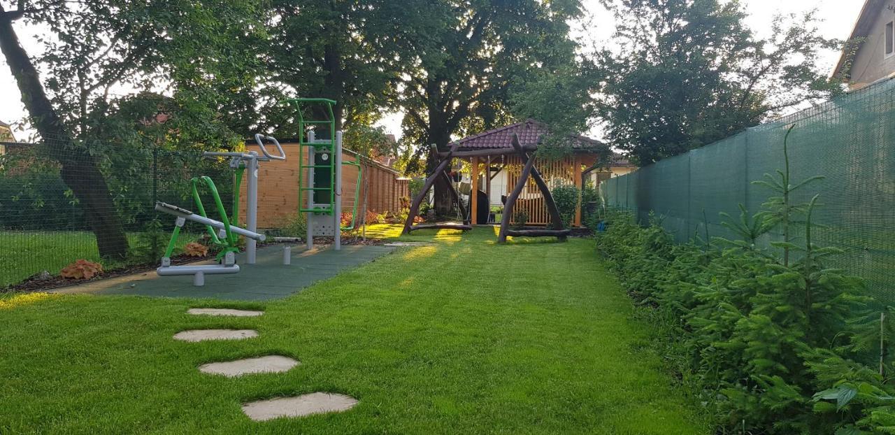 Bungalov Komfort Liptovský Mikuláš Екстериор снимка